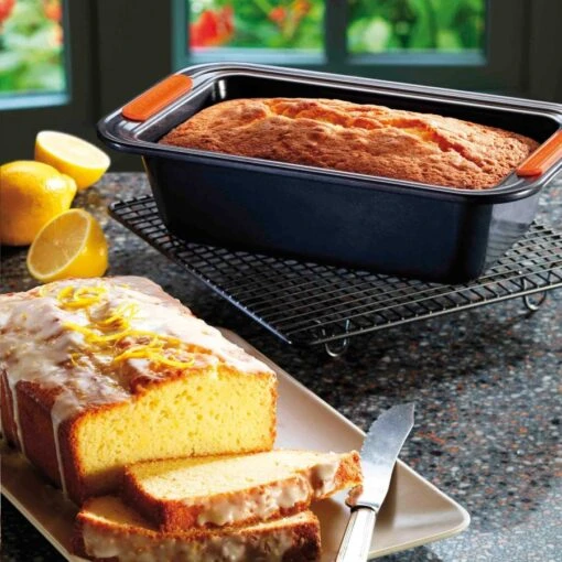 Le Creuset Bakeware - Rectangular Loaf Pan/Tin, 23x13.5cm, 1.9L -Kitchen Appliances Sale 7BKWLEC0100 002 2