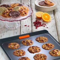 Le Creuset Bakeware - Insulated Cookie Sheet, 46x35cm -Kitchen Appliances Sale 7BKWLEC0700 003 2