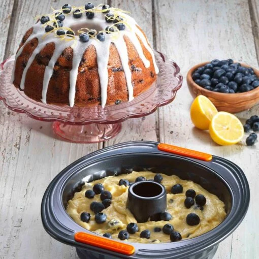 Le Creuset Bakeware - Bundt Cake Pan, 22cm, 2.4L -Kitchen Appliances Sale 7BKWLEC0900 003 2