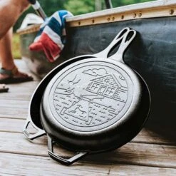 Lodge Round French/Dutch Oven & Griddle Pan, 26.5cm, 3L - Cabin -Kitchen Appliances Sale 7CUTGWS1120 004